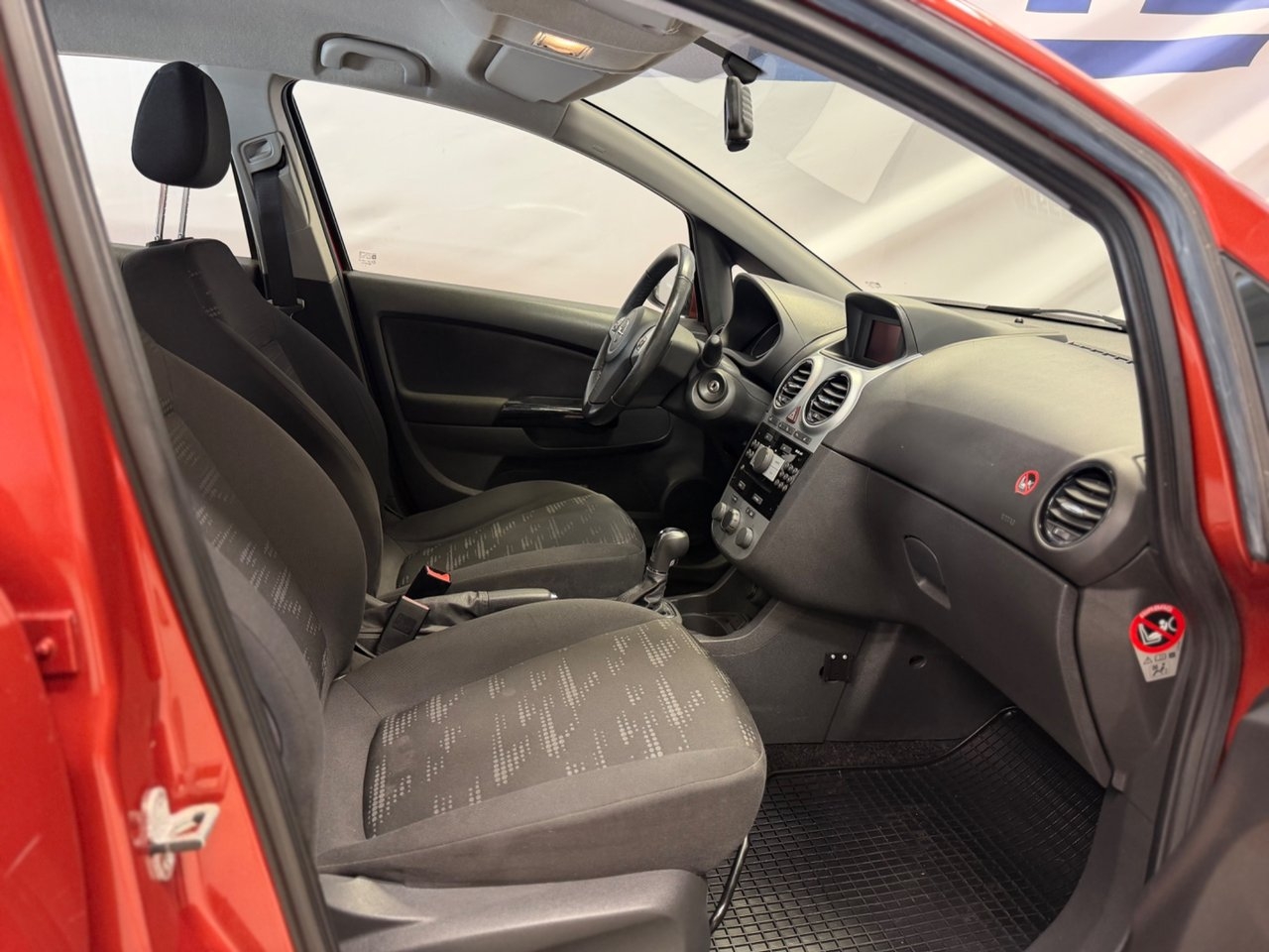 Opel Corsa 1.4 Enjoy 2014, bild 7/10