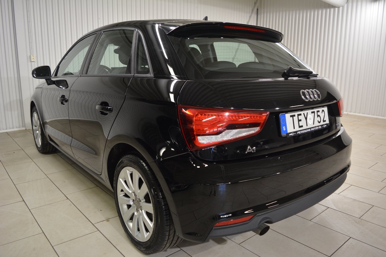Audi A1 1.0 TFSI Sport 2016, bild 4/10