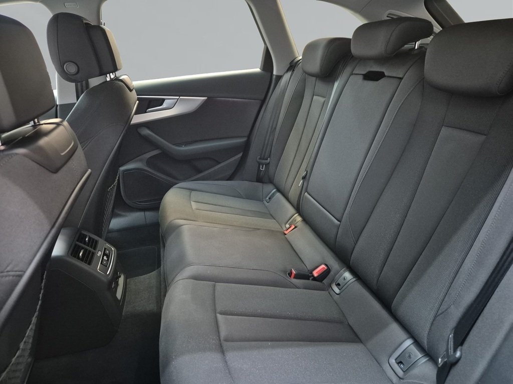 Audi A4 40 TDI 2024, bild 5/9
