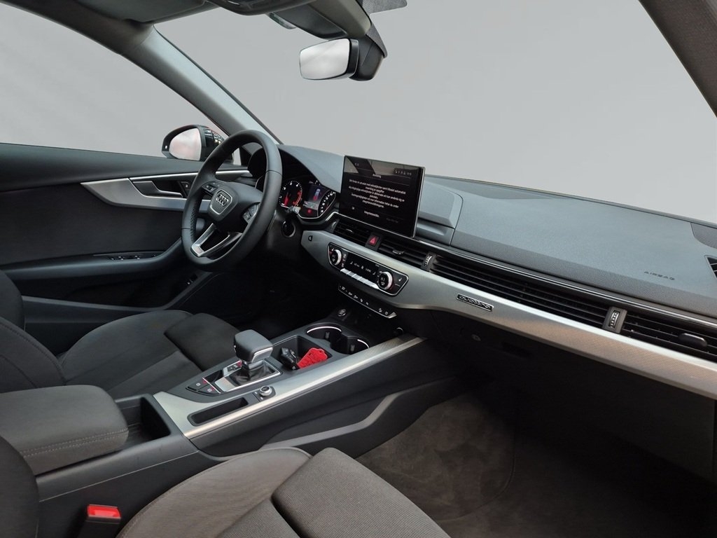 Audi A4 40 TDI 2024, bild 6/9