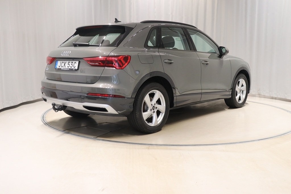 Audi Q3 35 TFSI Advanced 2025, bild 4/10