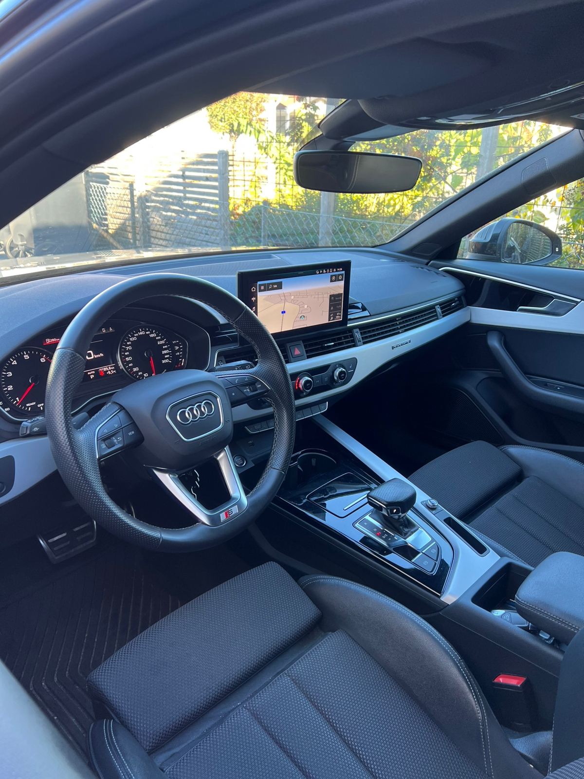 Audi A4 40 TFSI S line 2023, bild 4/5