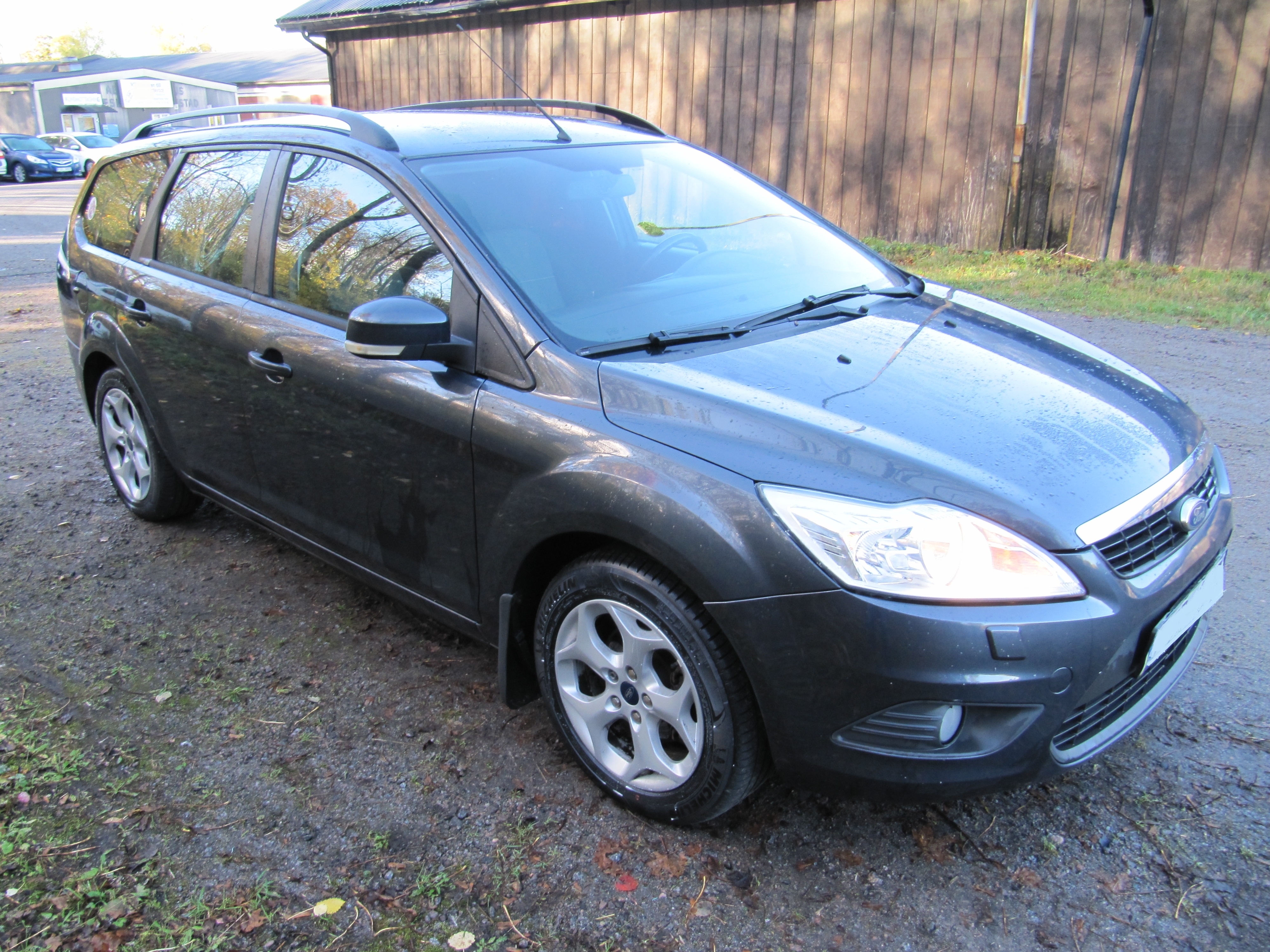 Ford Focus 1.6 TDCi DPF 2010, bild 6/10