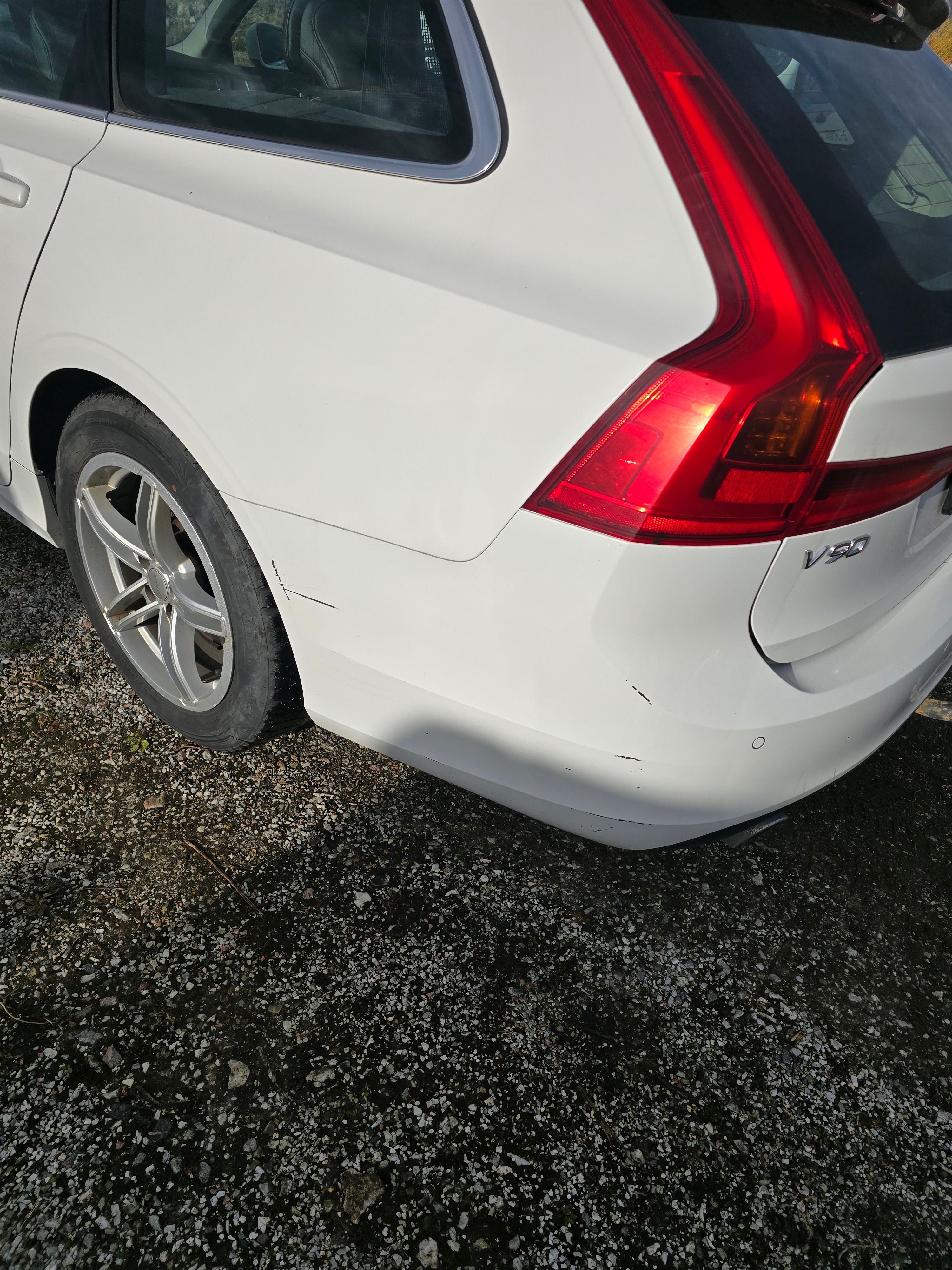 Volvo V90 D4 2020, bild 4/10