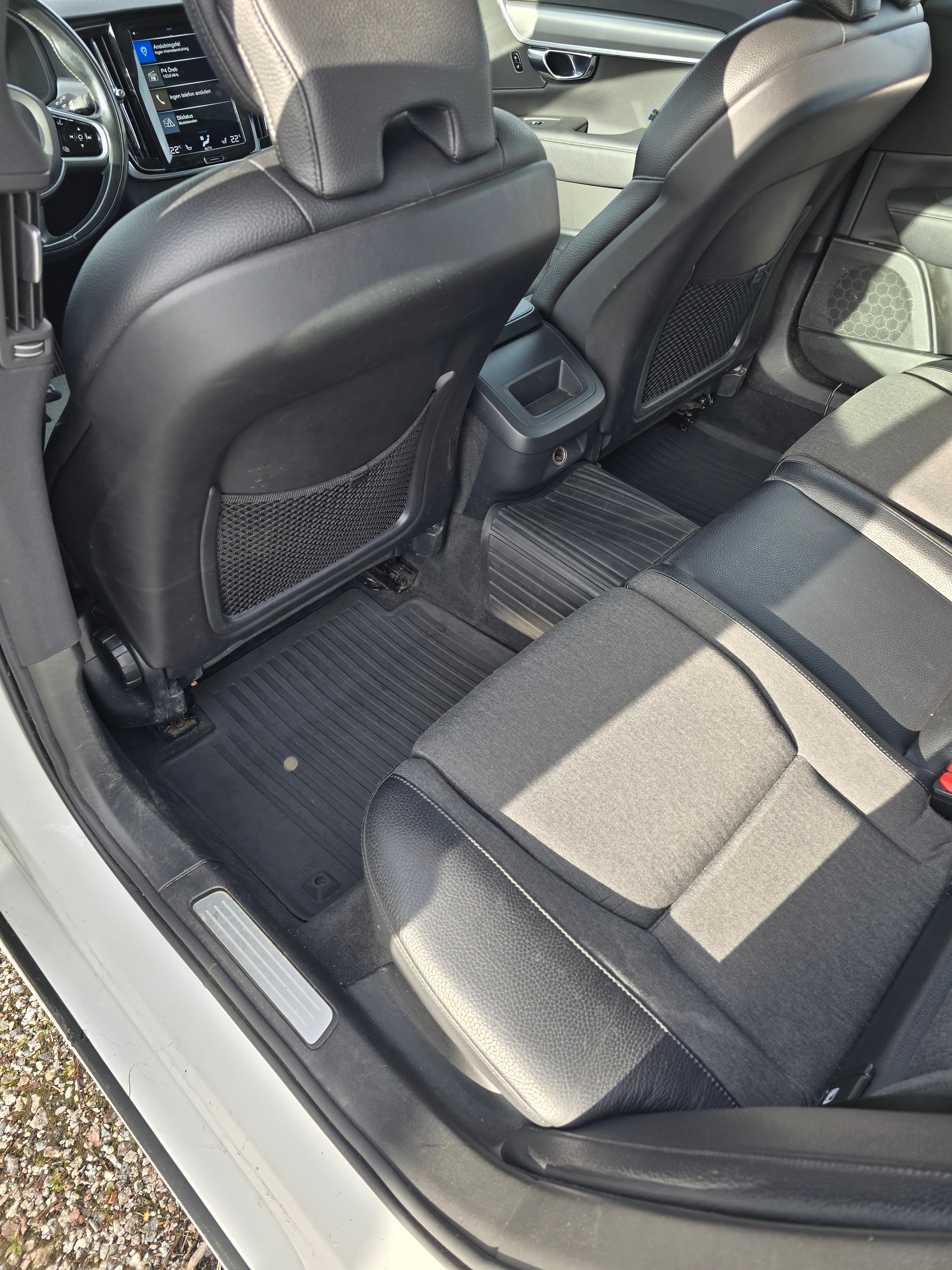 Volvo V90 D4 2020, bild 3/10