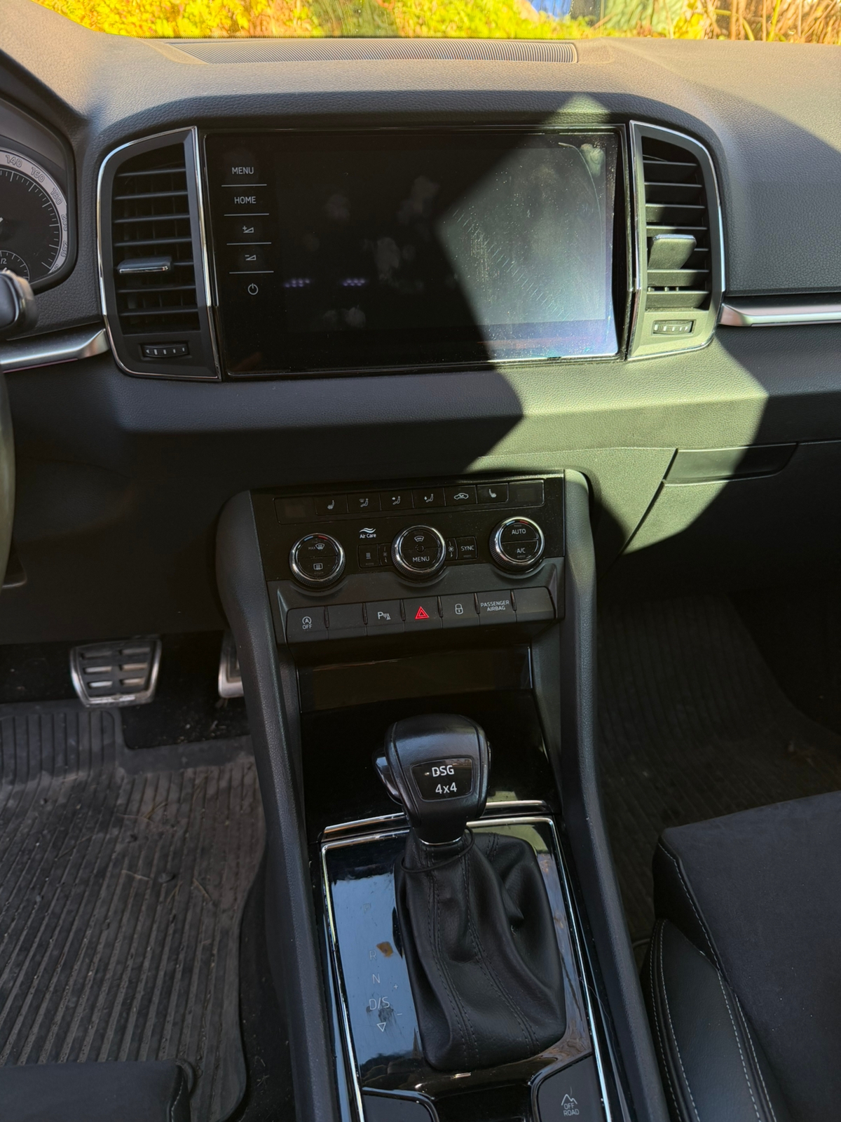 Skoda Karoq 2.0 TDI SCR 2018, bild 6/10