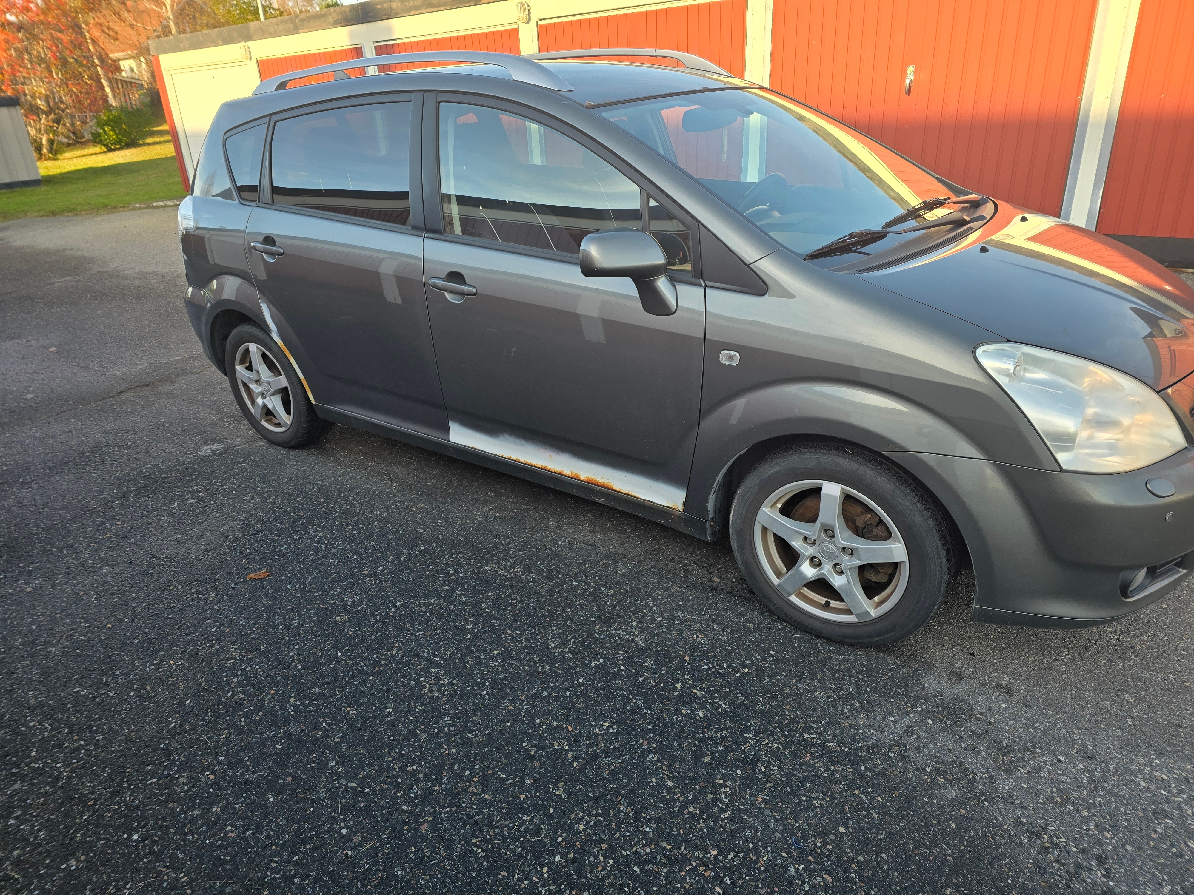 Toyota Corolla Verso 1.8 2007, kuva 2/5