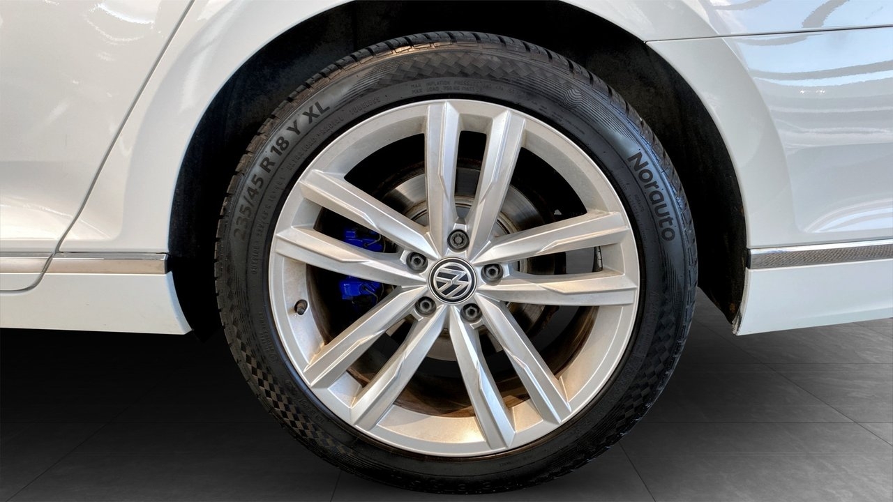 Volkswagen Passat Business 2020, bild 6/10
