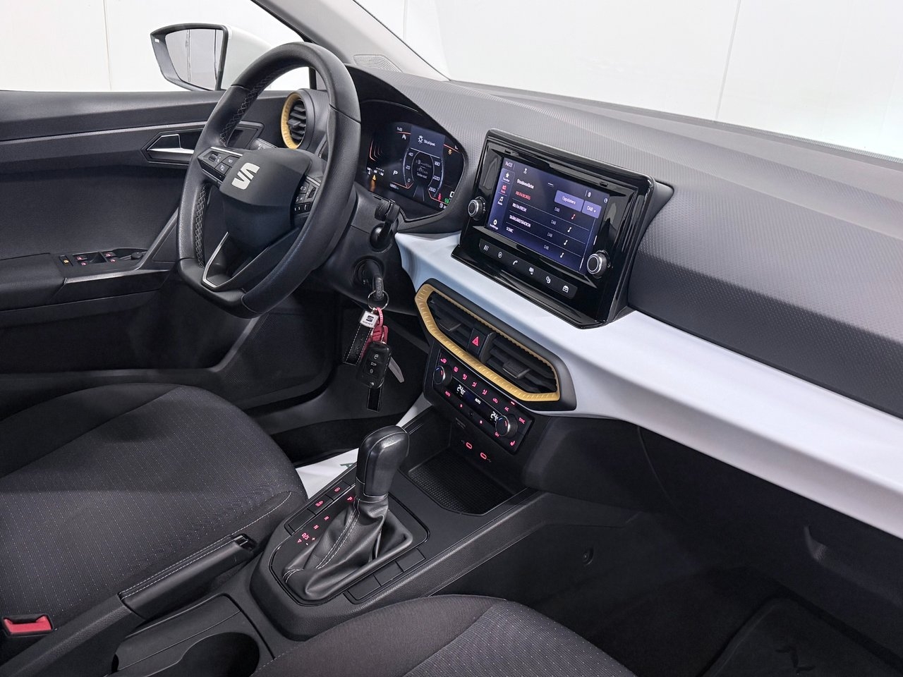 Seat Ibiza 1.0 TSI Comfort 2024, bild 7/10