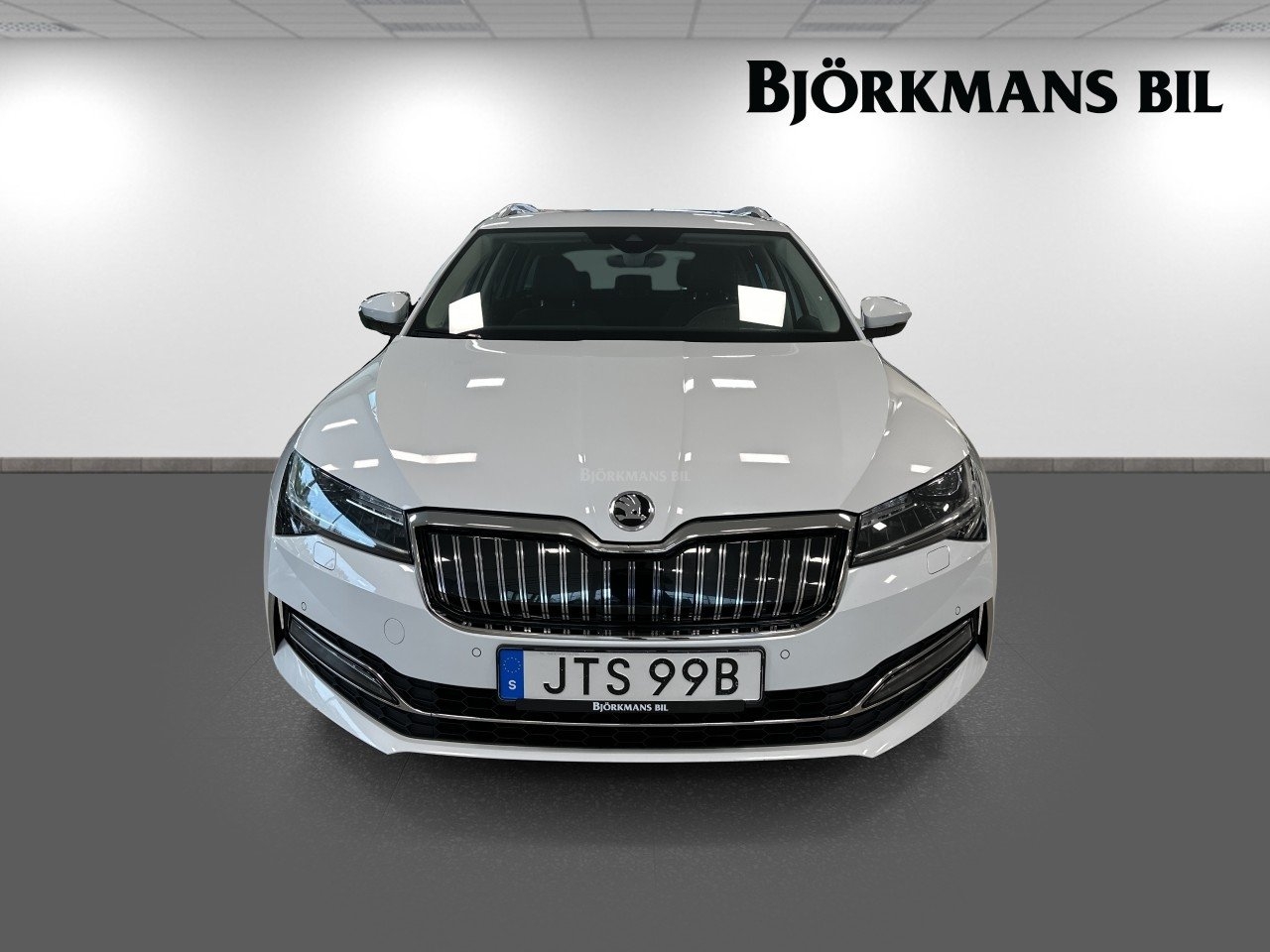 Skoda Superb 1.4 TSI iV Style Business 2023, photo 2/10