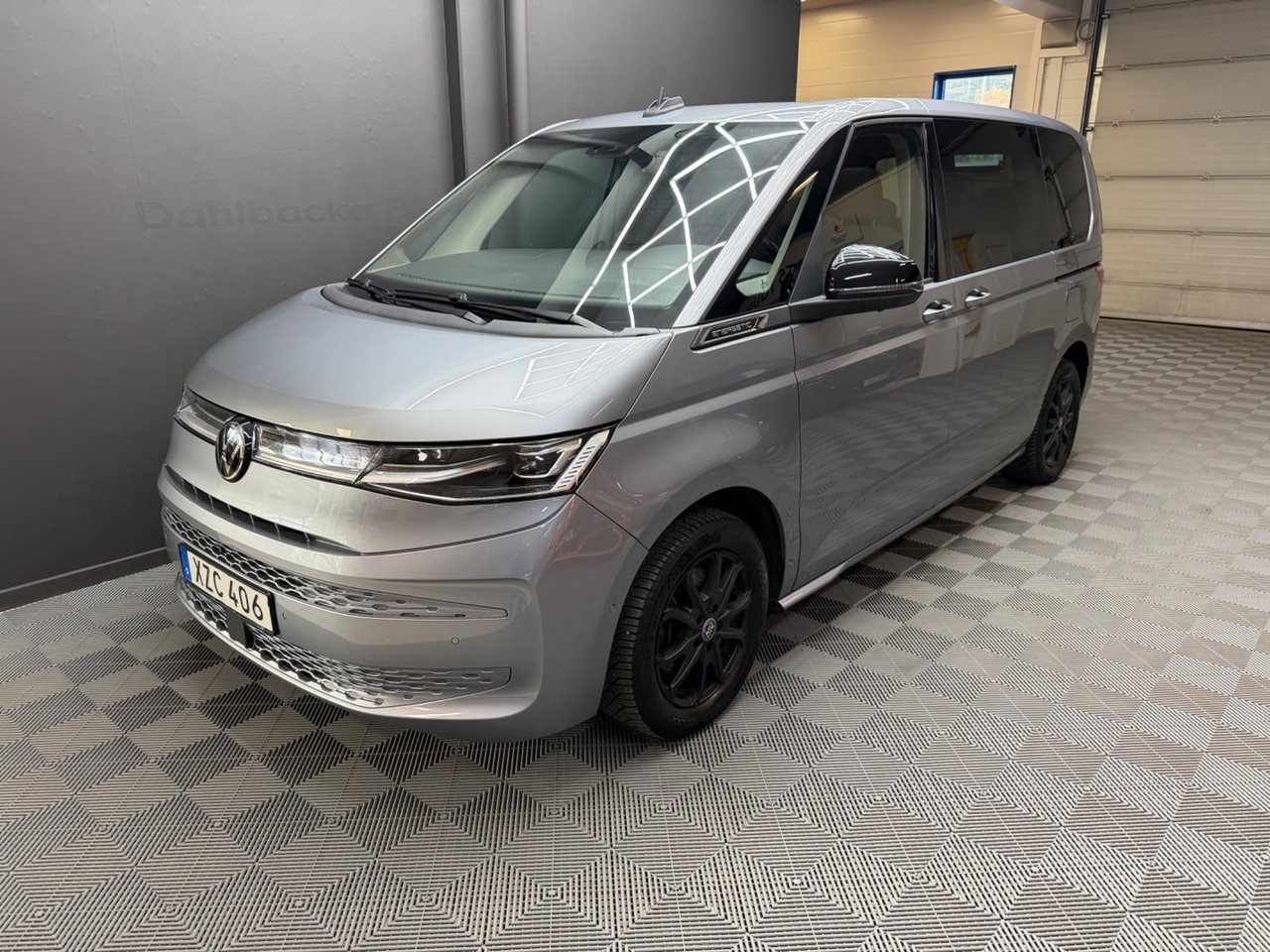 Volkswagen Multivan 1.4 eHybrid 2022, bild 2/9