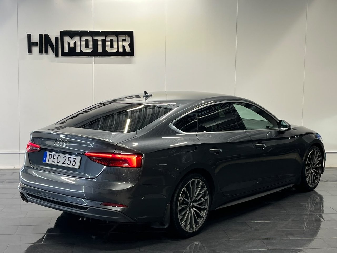 Audi A5 2.0 TDI S line 2017, bild 7/10