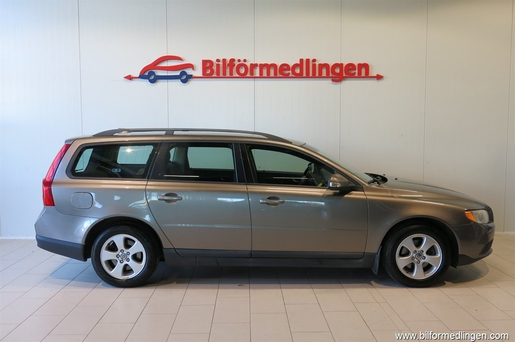 Volvo V70 2.0F Kinetic 2009, bild 2/10