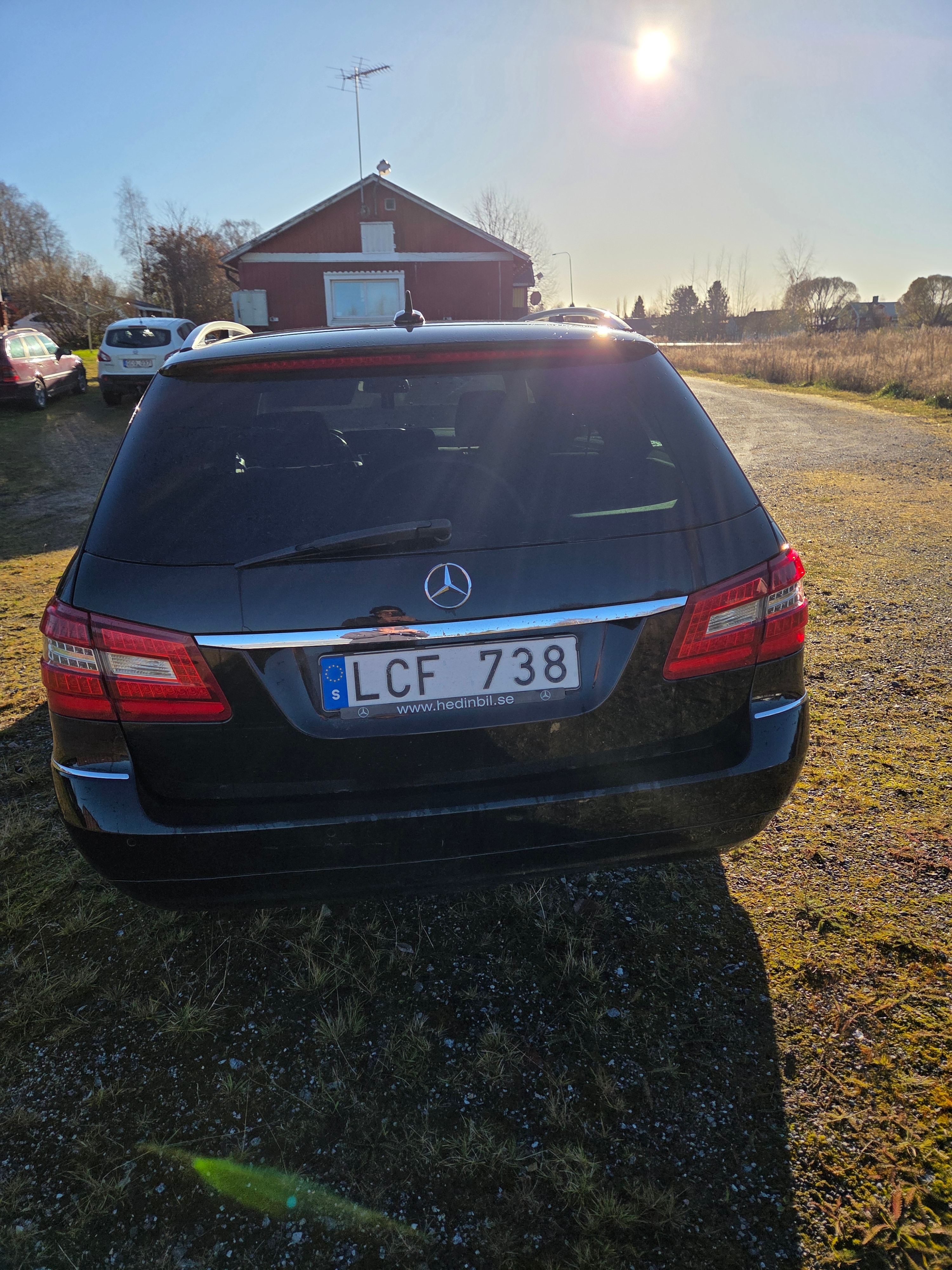 Mercedes-Benz E 200 CDI 2011, bild 3/7
