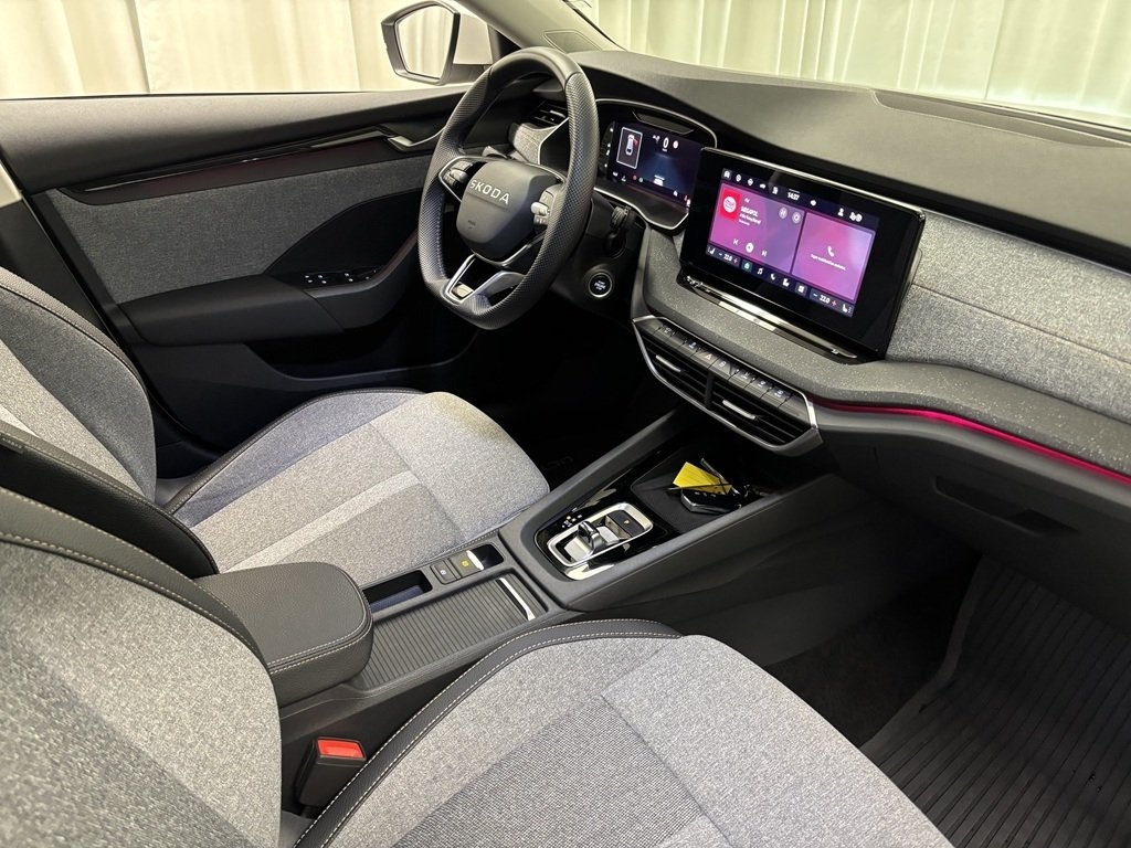 Skoda Octavia 1.5 TSI mHEV Selection 2025, bild 4/7