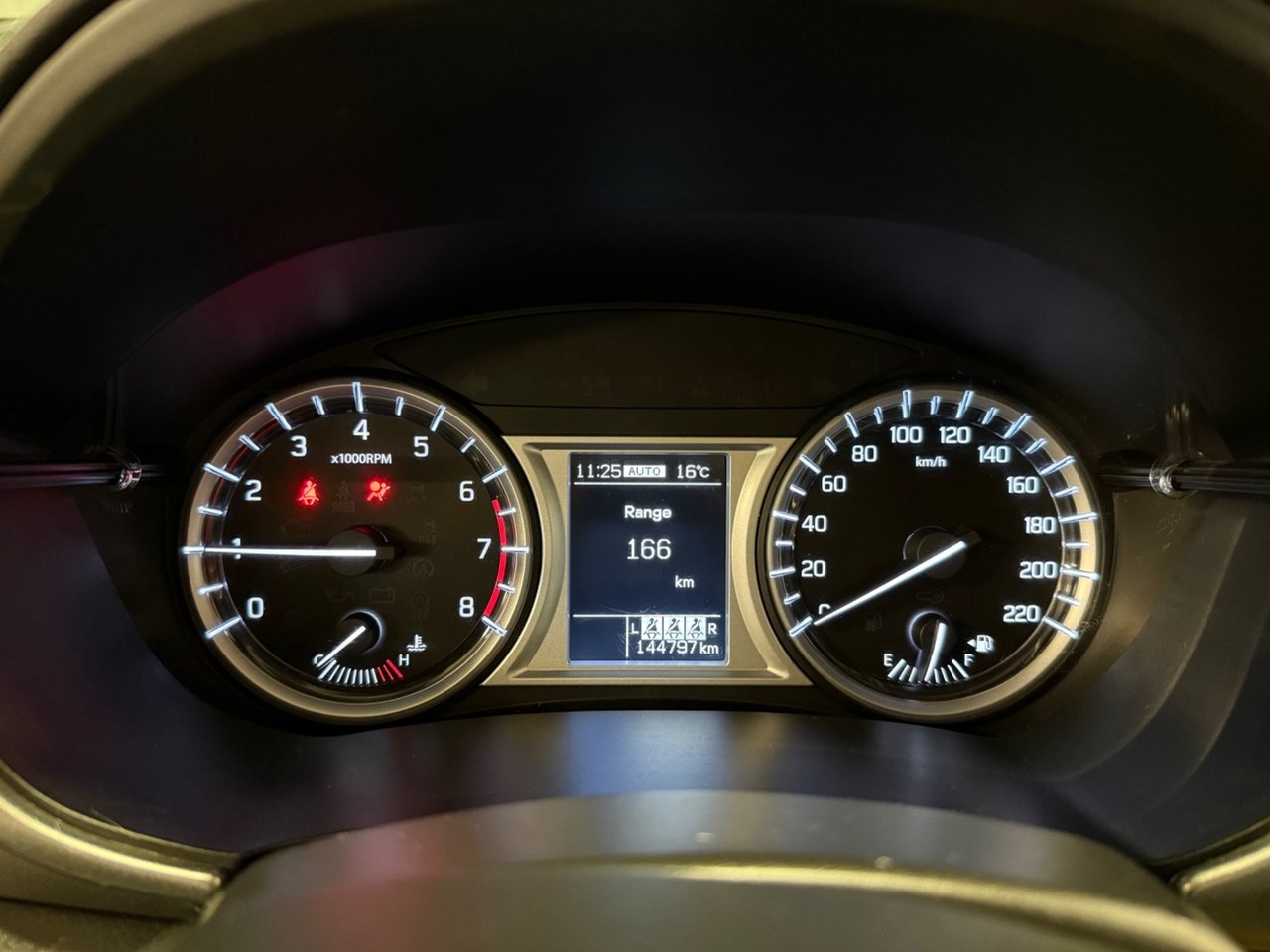 Suzuki Vitara 1.6 2018, bild 7/10