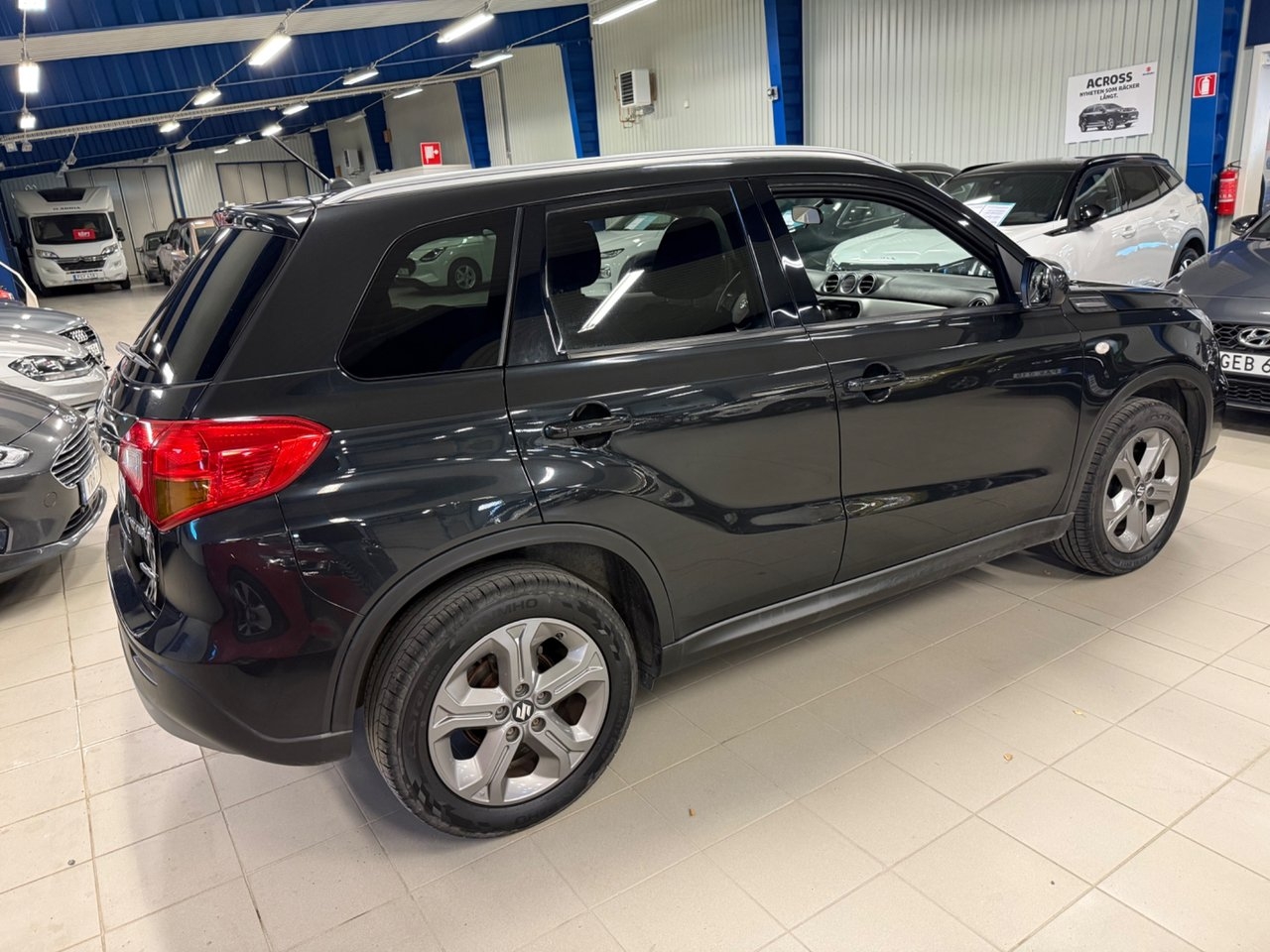 Suzuki Vitara 1.6 2018, bild 3/10