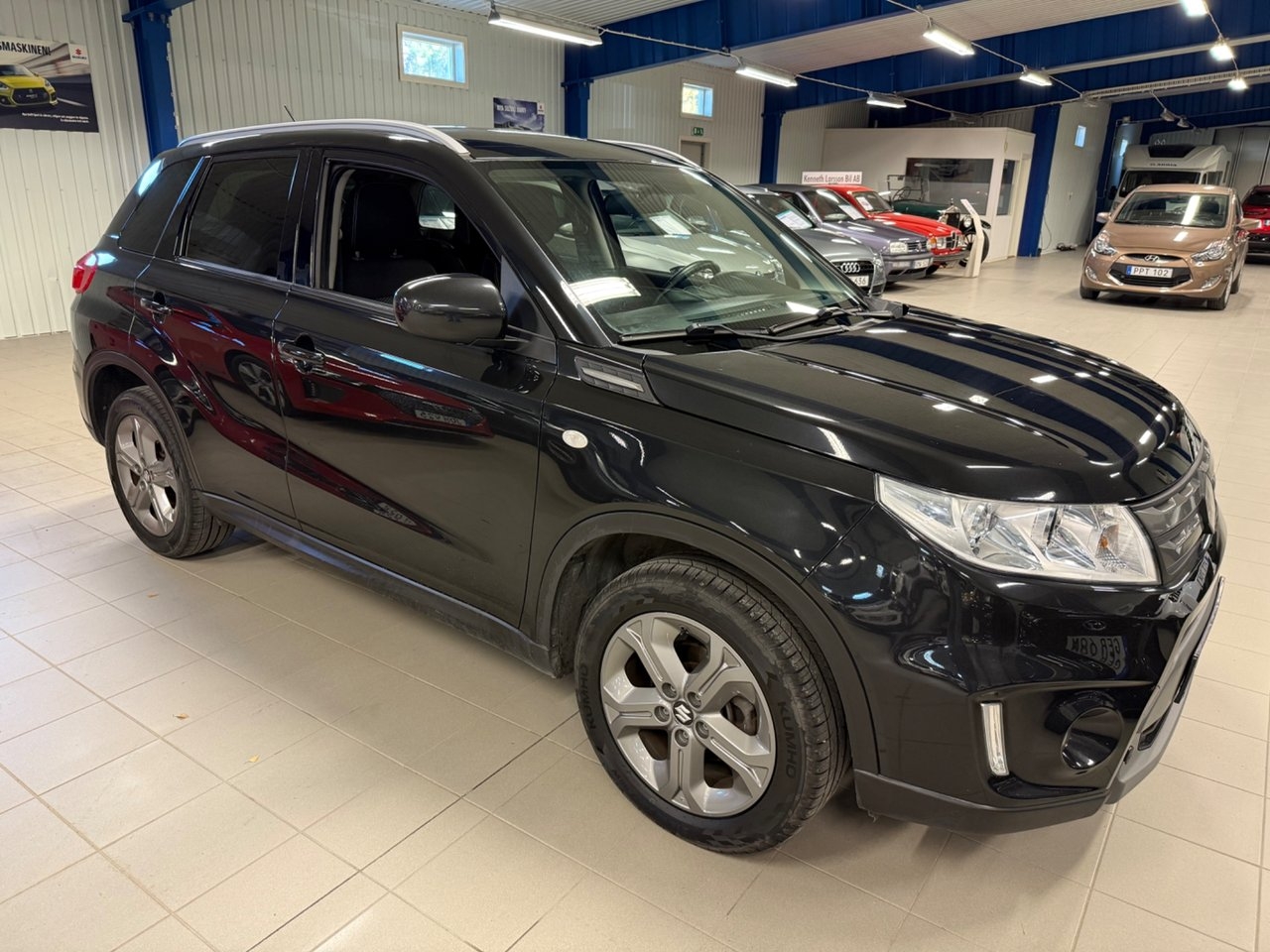 Suzuki Vitara 1.6 2018, bild 2/10