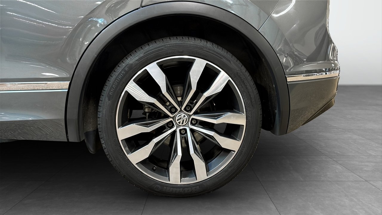 Volkswagen Tiguan 2.0 TSI R-Line 2019, bild 6/10
