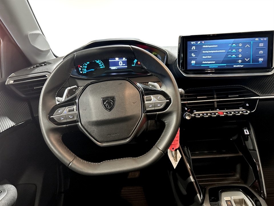 Peugeot 208 1.2 Hybrid 100 Style 2025, bild 6/10