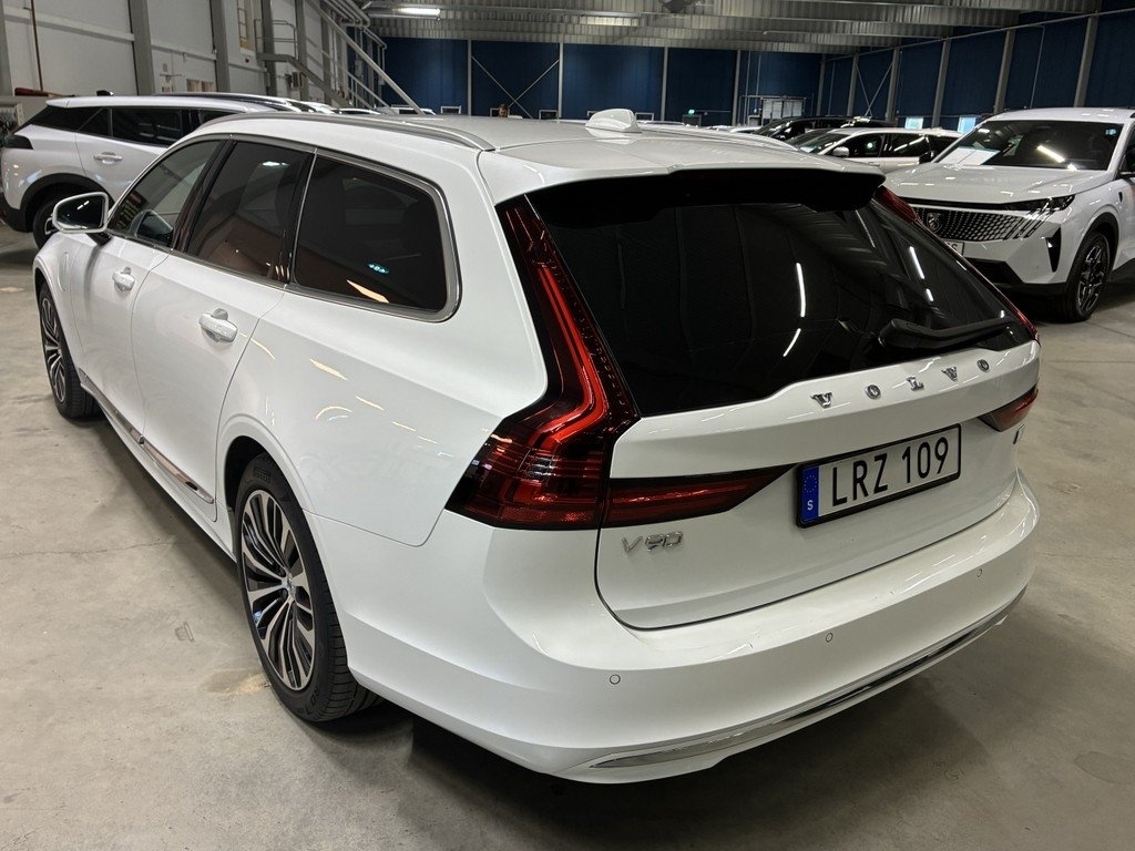 Volvo V90 T6 Core Edition 2024, bild 7/10