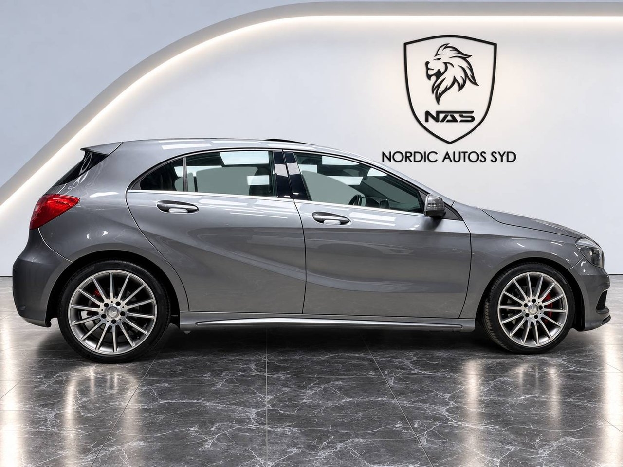 Mercedes-Benz A 180 CDI 2014, bild 7/10