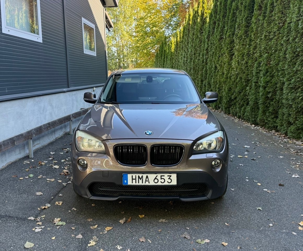 BMW X1 2010, bild 2/7