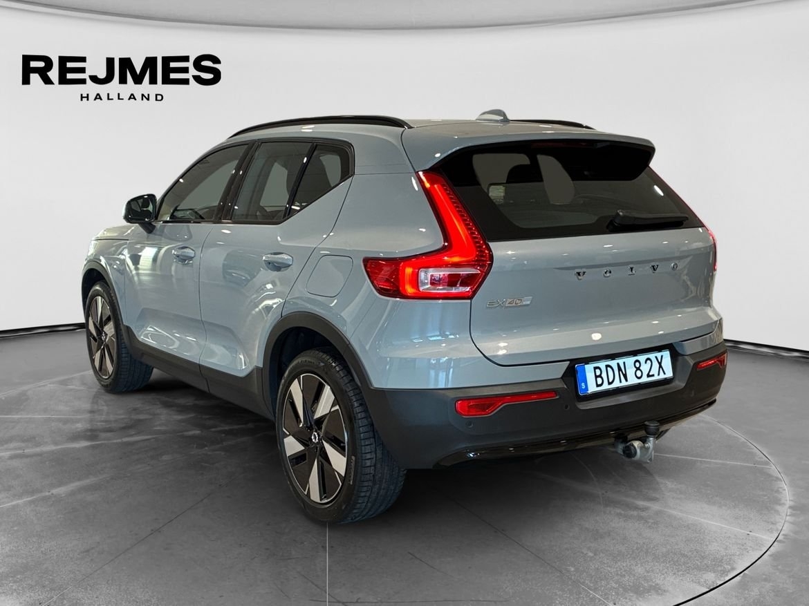 Volvo EX40 Extended Range Plus 2026, photo 3/10
