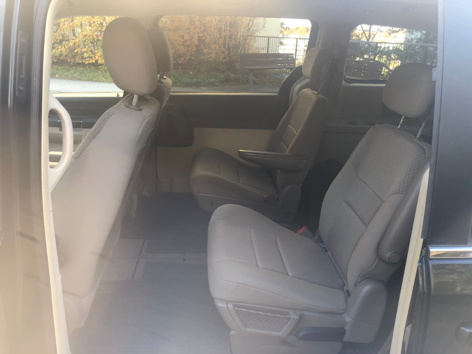 Chrysler Town & Country 2010, bild 6/7