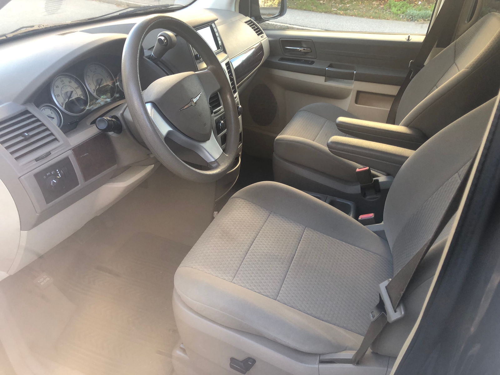 Chrysler Town & Country 2010, bild 5/7