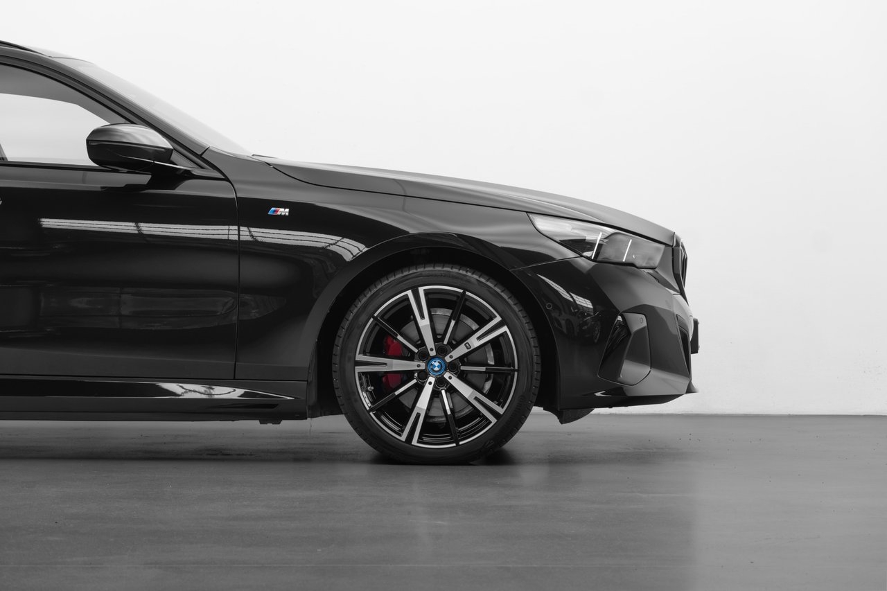 BMW 530e M Sport 2025, bild 7/10