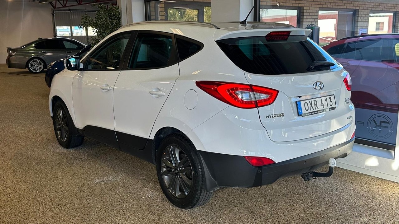 Hyundai ix35 2.0 CRDi Premium Business 2015, bild 8/8
