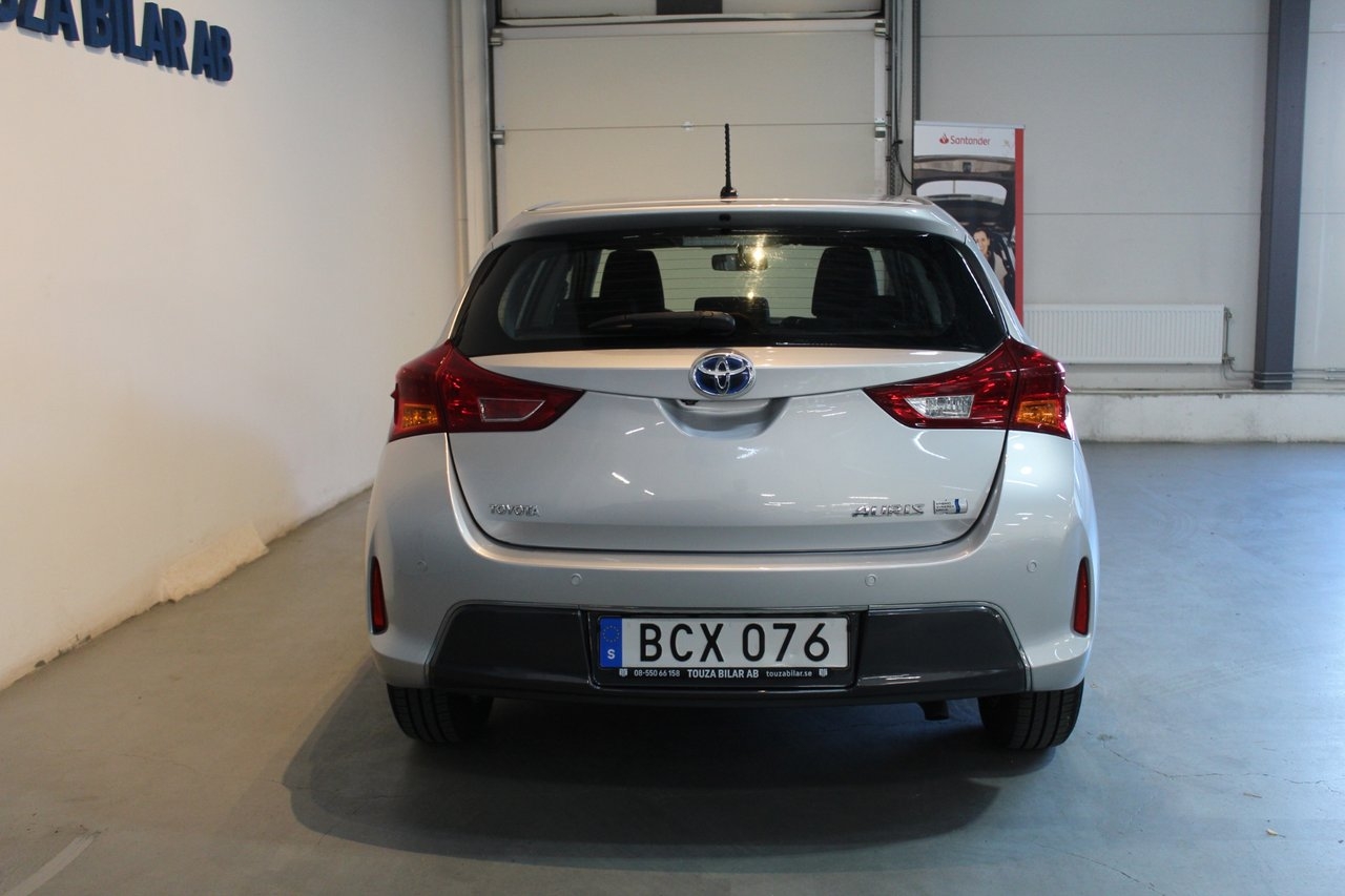 Toyota Auris 1.8 Hybrid Active 2014, bild 4/10