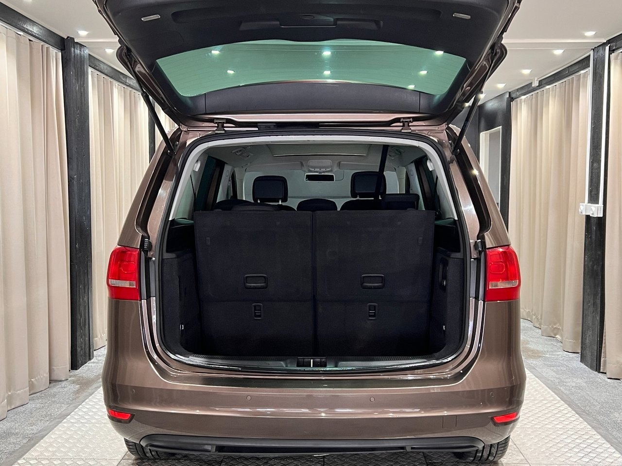 Volkswagen Sharan 2.0 TDI SCR 2014, bild 7/10
