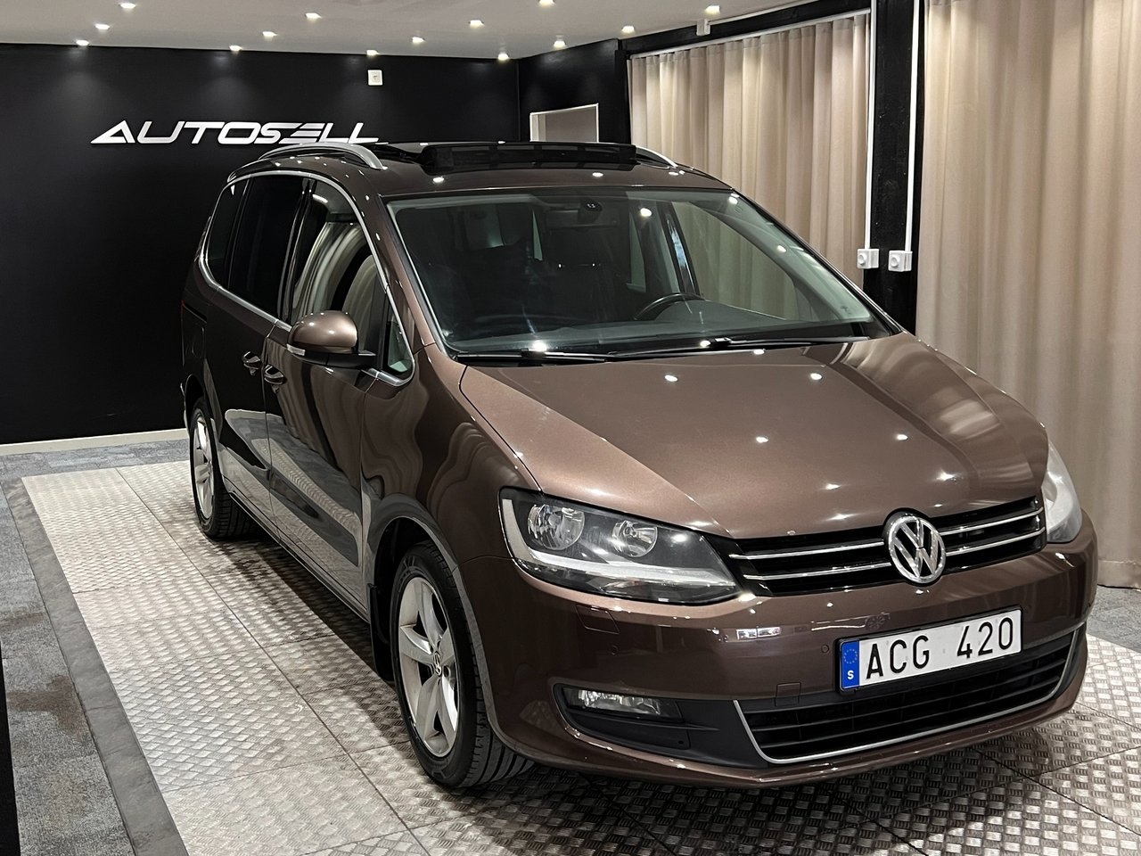 Volkswagen Sharan 2.0 TDI SCR 2014, bild 2/10