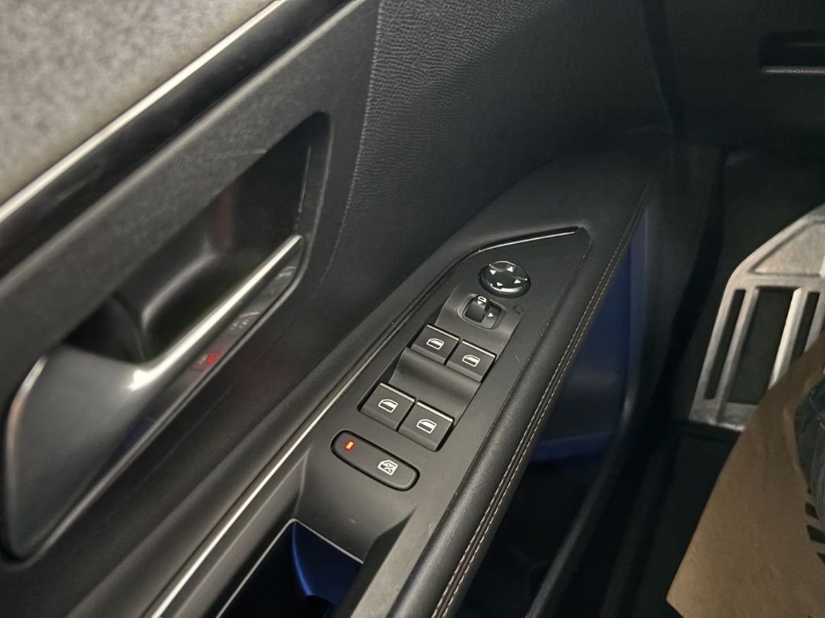 Peugeot 3008 1.2 PureTech 130 2023, bild 5/10