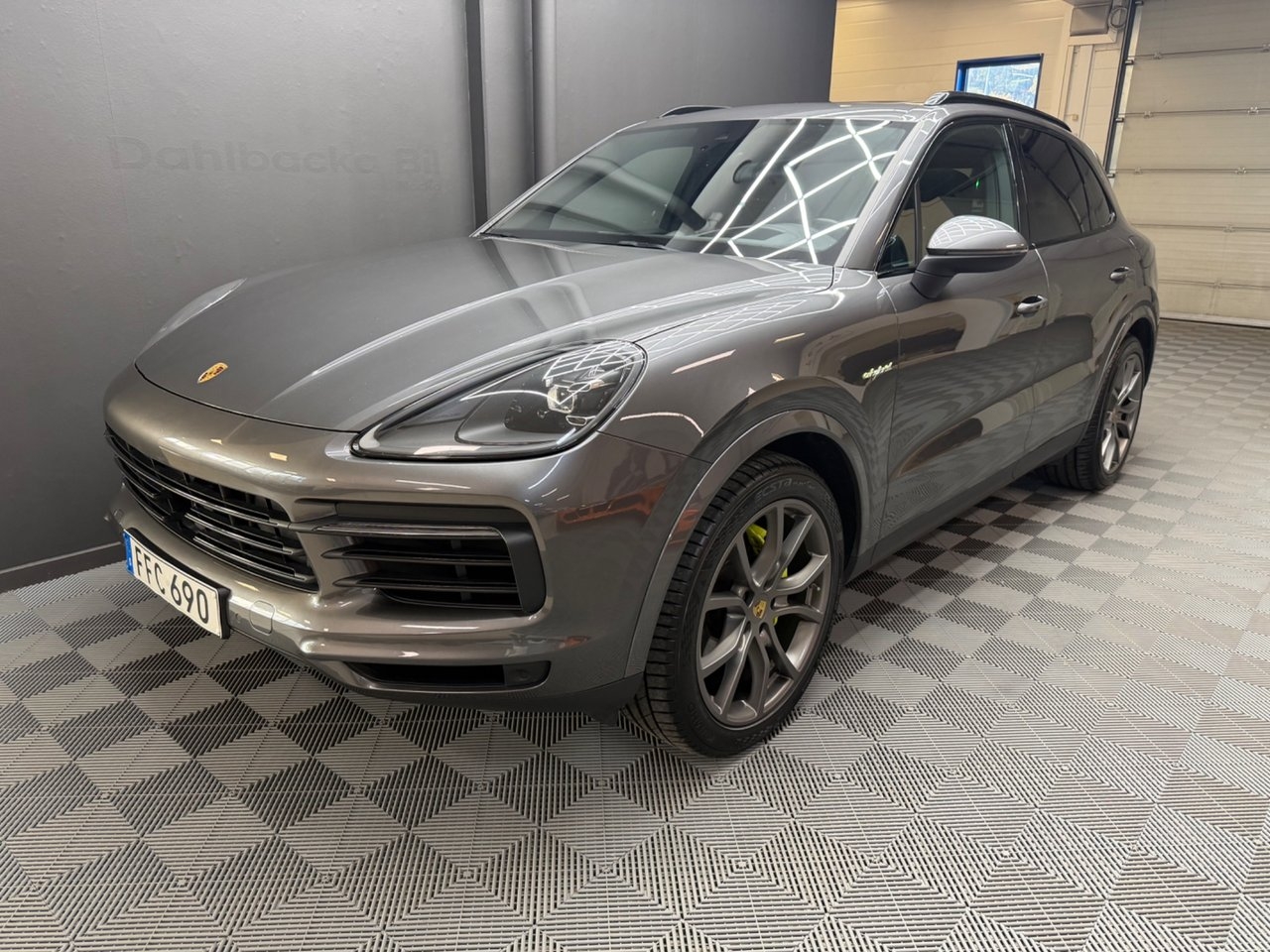 Porsche Cayenne E-Hybrid 2021, bild 2/10