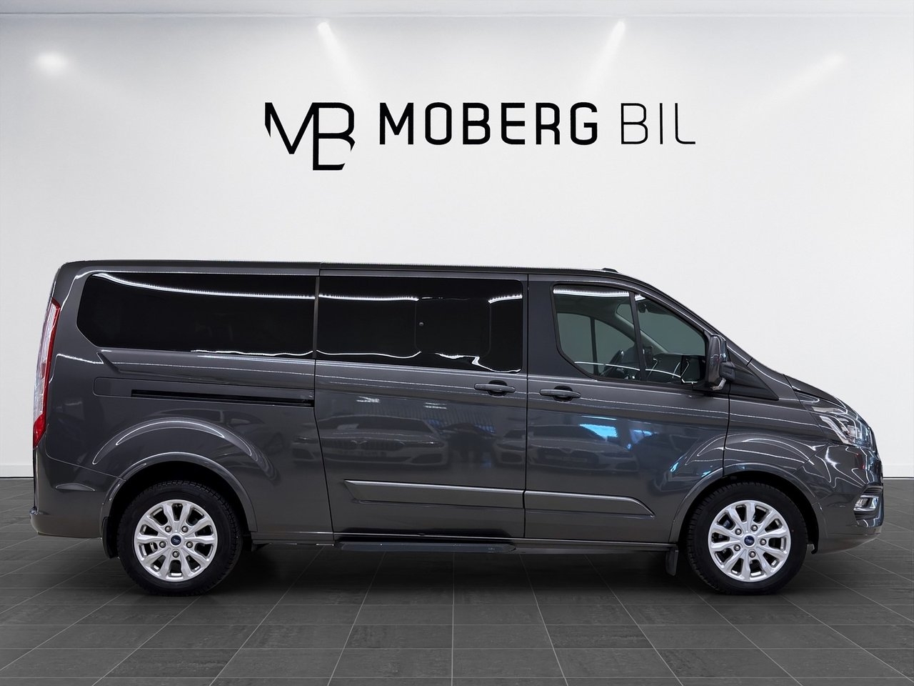 Ford Tourneo Custom 320 2.0 EcoBlue 2022, bild 3/10