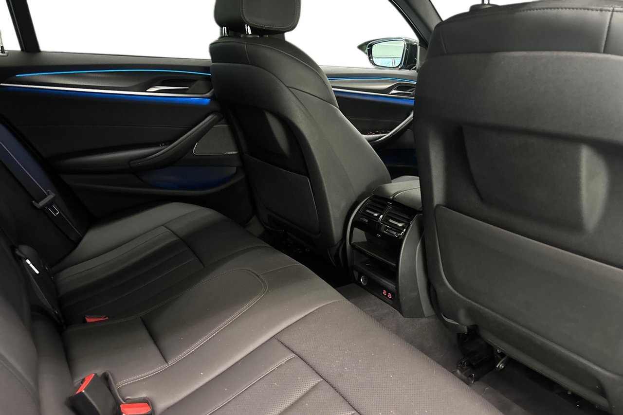 BMW 530e M Sport 2024, bild 7/10