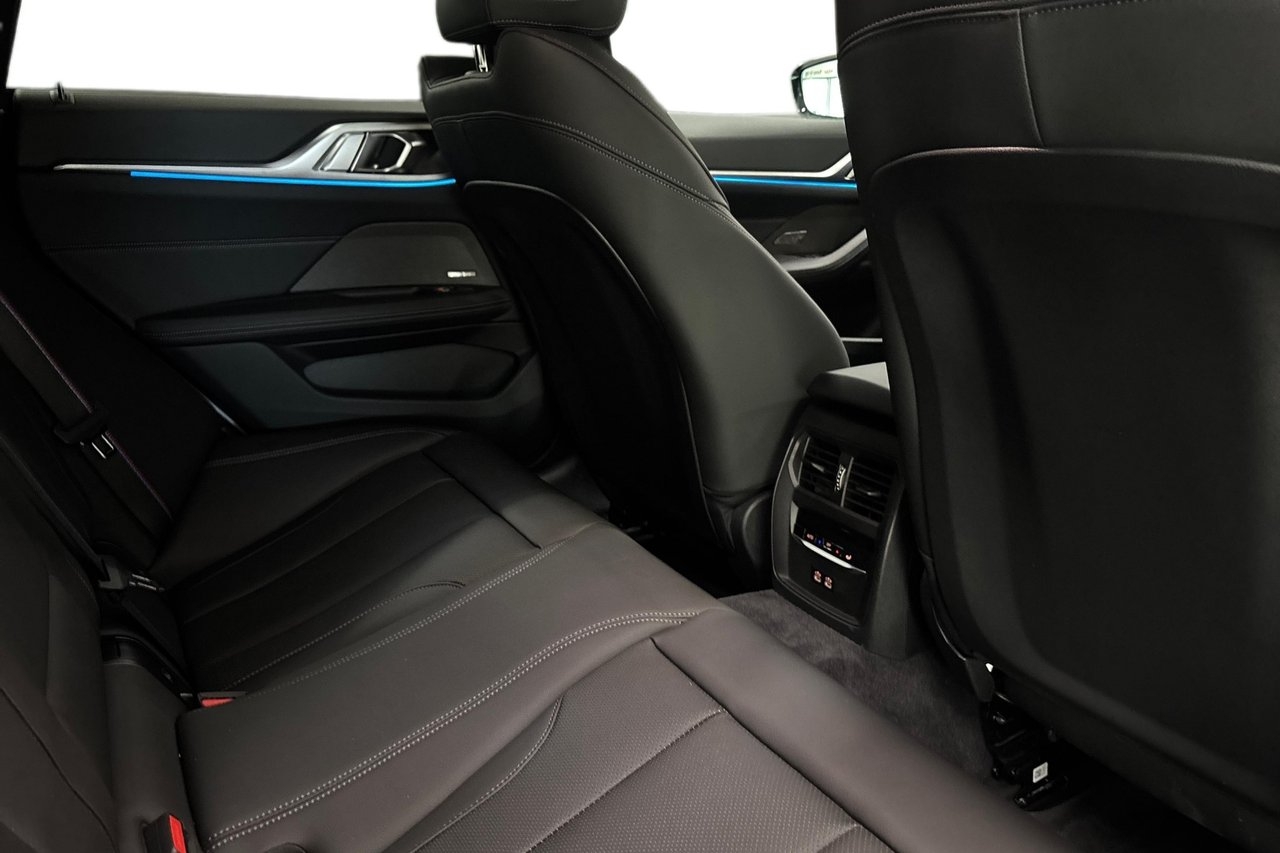 BMW i4 M60 2026, bild 7/10