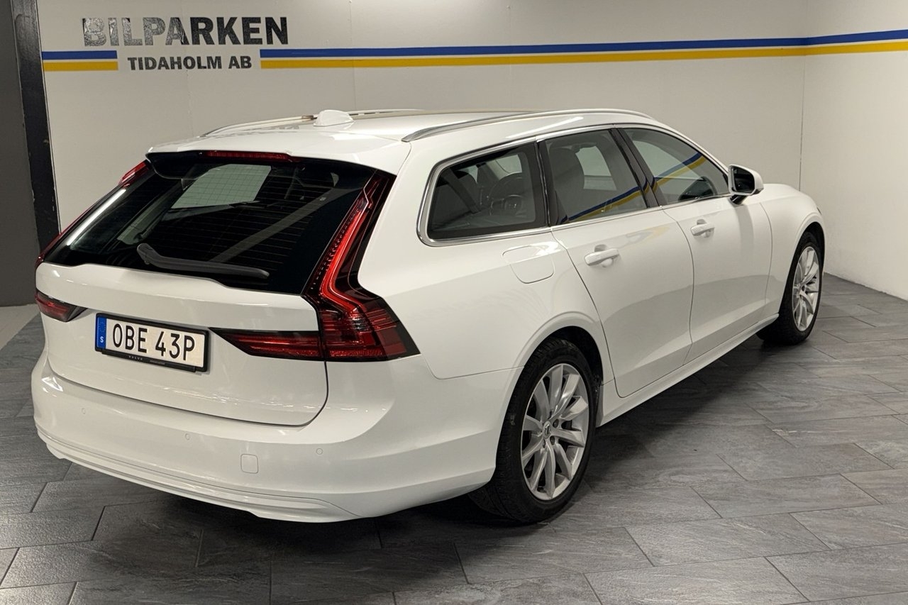 Volvo V90 B4 Diesel Momentum Advanced 2021, photo 9/10
