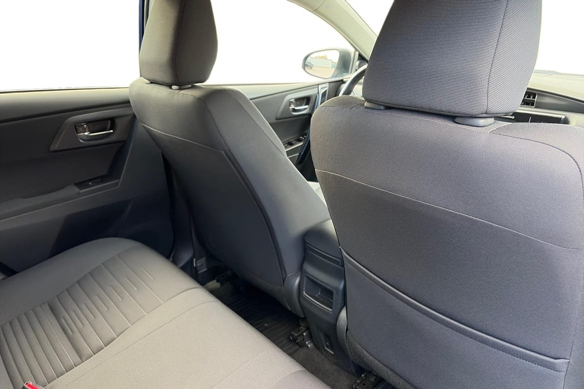 Toyota Auris 1.8 Hybrid 2016, bild 7/10