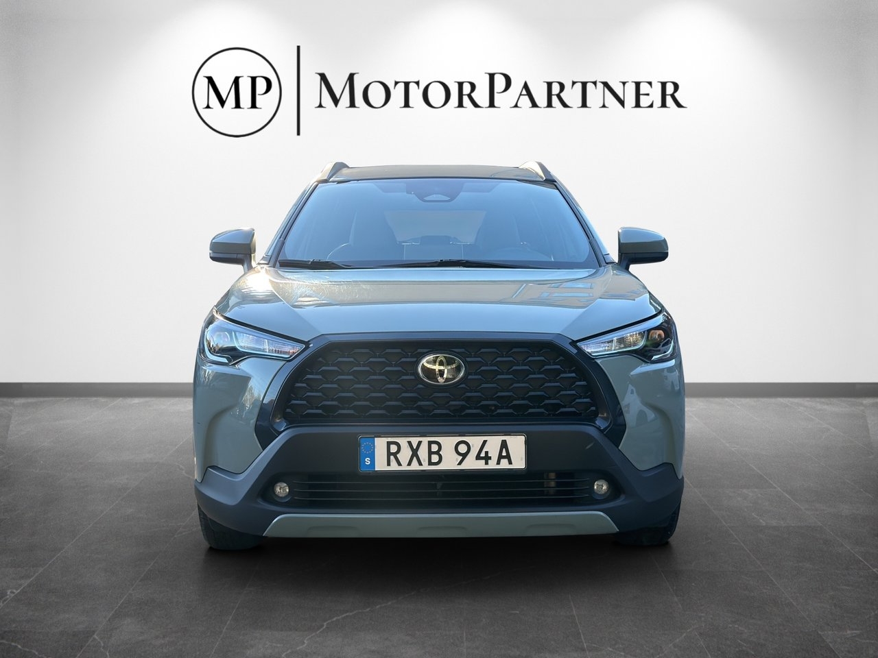 Toyota Corolla Cross 1.8 Hybrid 2024, bild 2/10