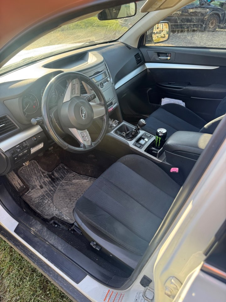 Subaru Outback 2.0D Business 2010, bild 4/4