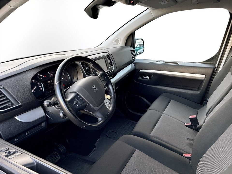 Peugeot Expert BlueHDi 145 S&S 2023, photo 6/10