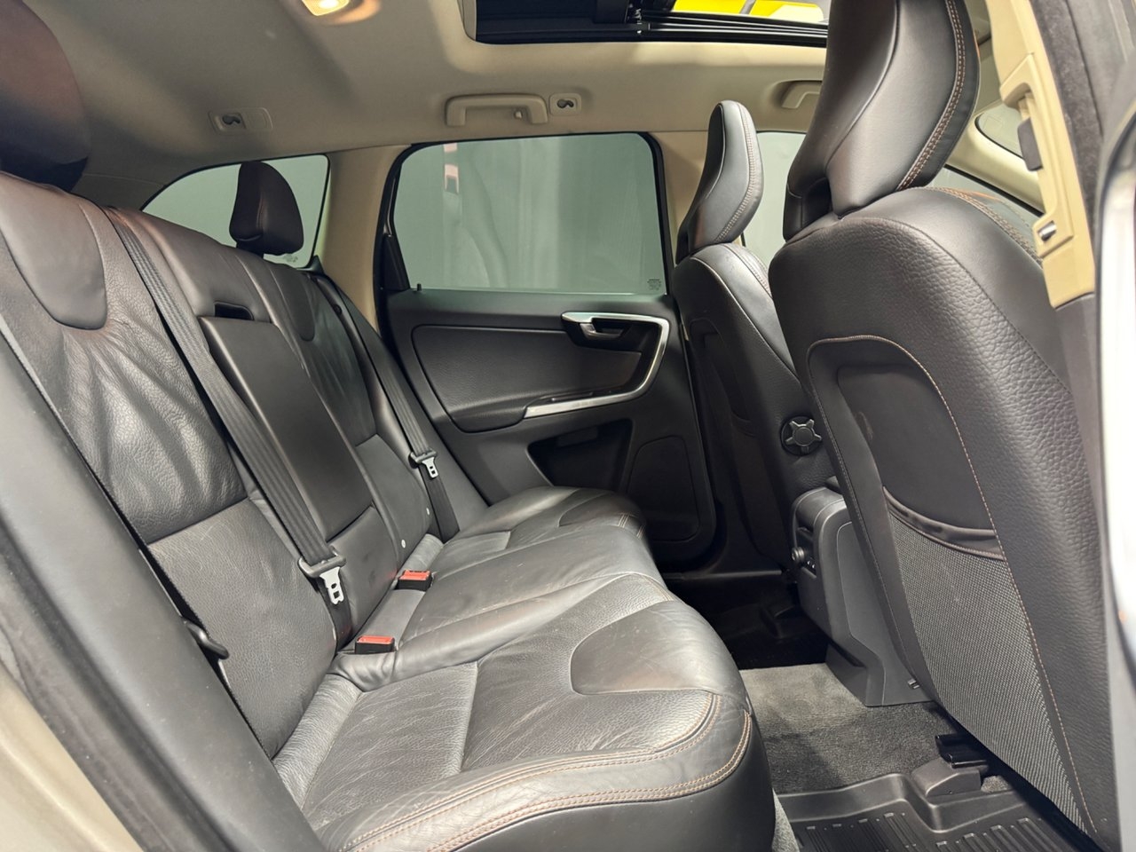 Volvo XC60 D3 Summum 2012, bild 7/8