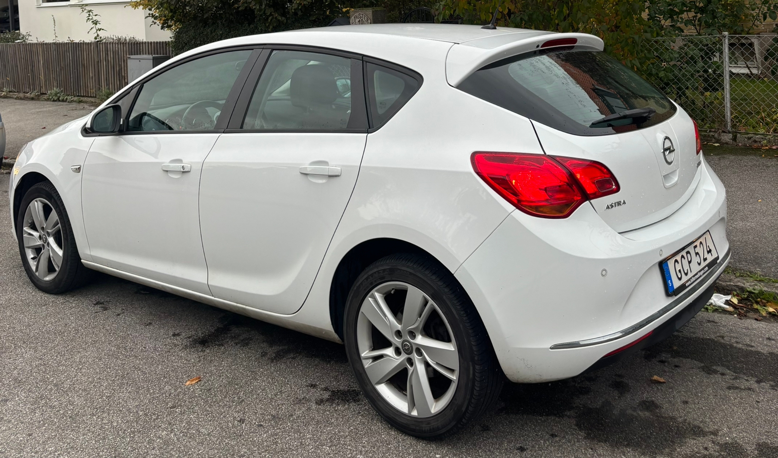 Opel Astra 1.4 Turbo 2015, bild 2/5