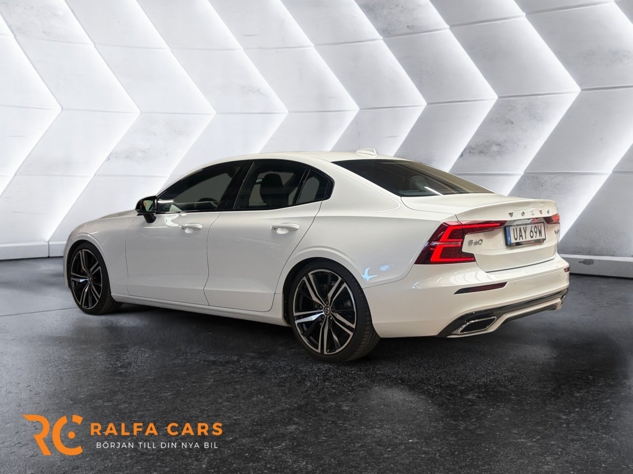 Volvo S60 R Design 2020, bild 4/10