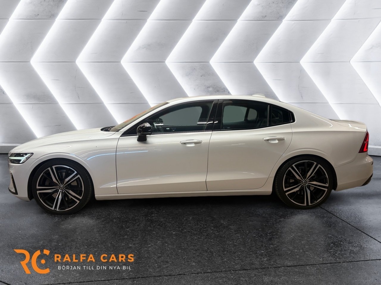Volvo S60 R Design 2020, bild 3/10