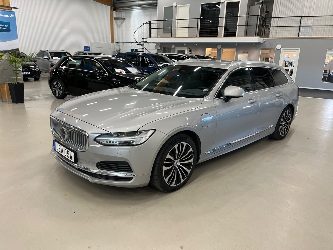 Volvo V90 T6 Core Edition 2024, bild 4/4